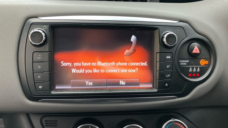 Toyota Yaris 1.33 VVT-i Icon 5dr CVT Petrol Hatchback